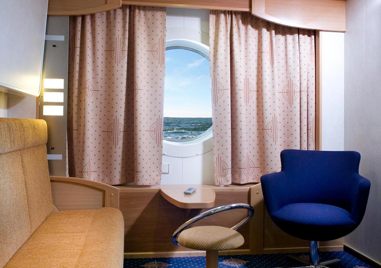 Hotel Viking Line Ferry Viking Xprs - Night Cruise From Helsinki Chambre photo